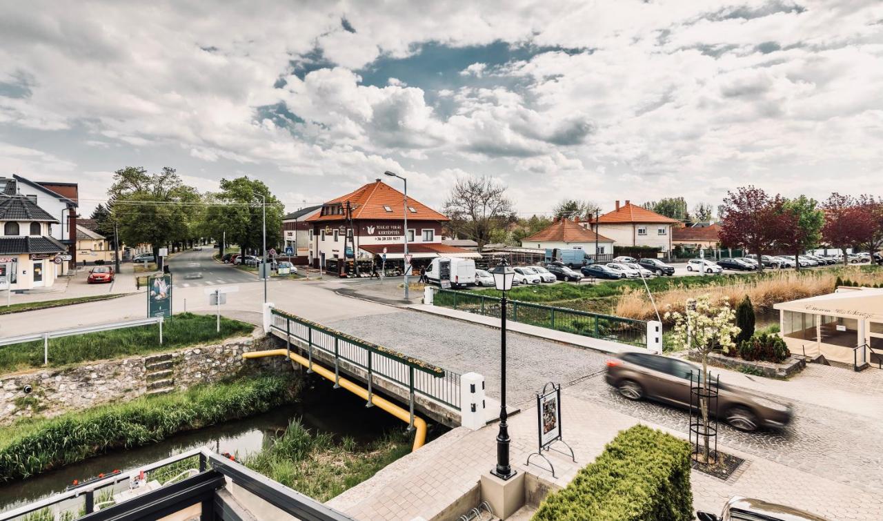 Monarchia Cottage Apartman Mosonmagyaróvár Exteriör bild